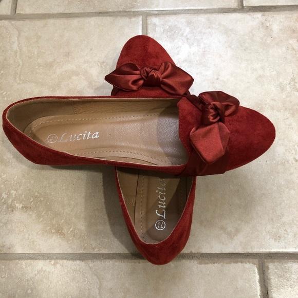 Red bow flats - Picture 2 of 3